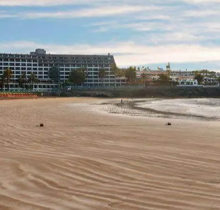 아파트 Burras Beachfront